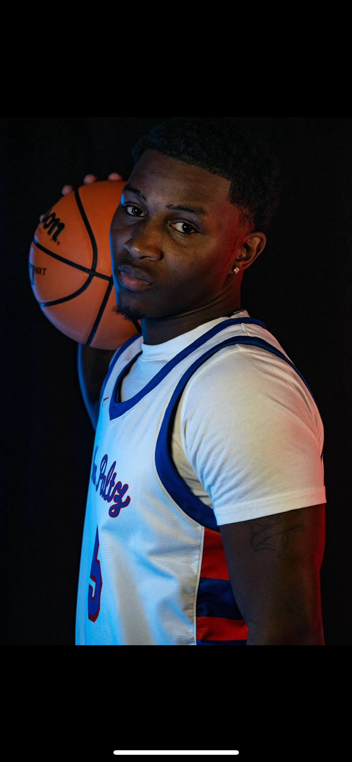 Diamonte Mcmillan