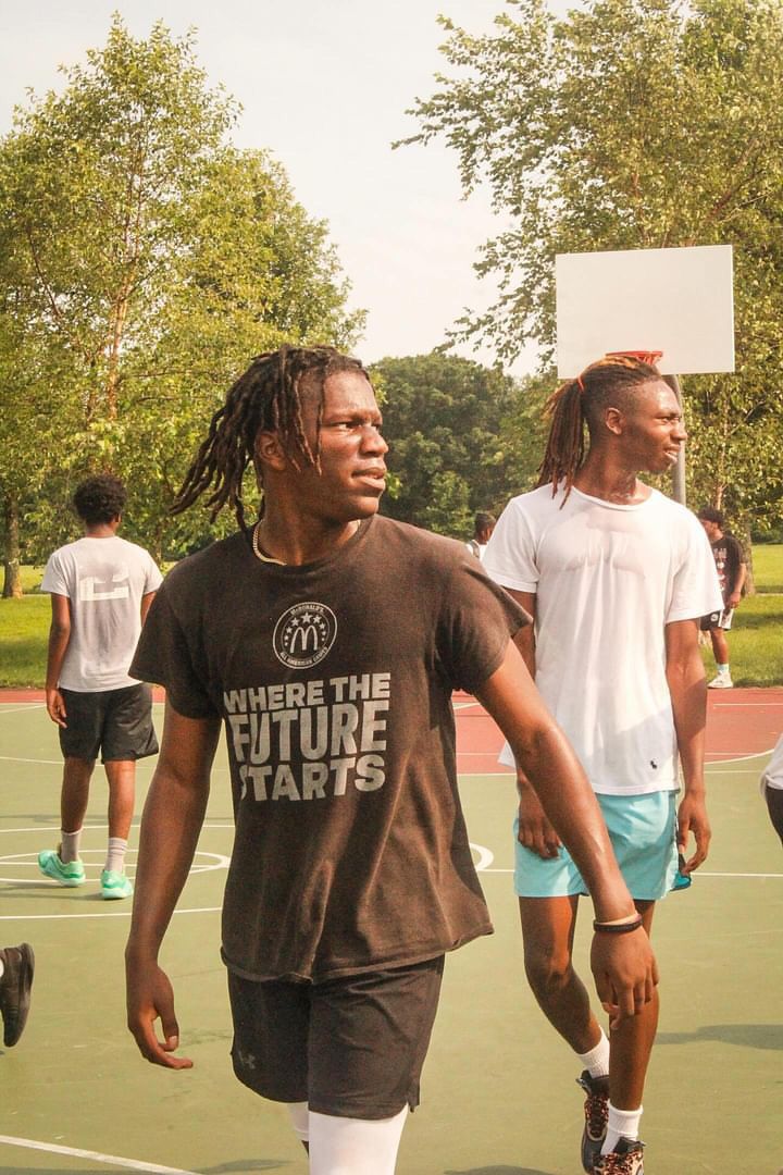 Zion Lewis