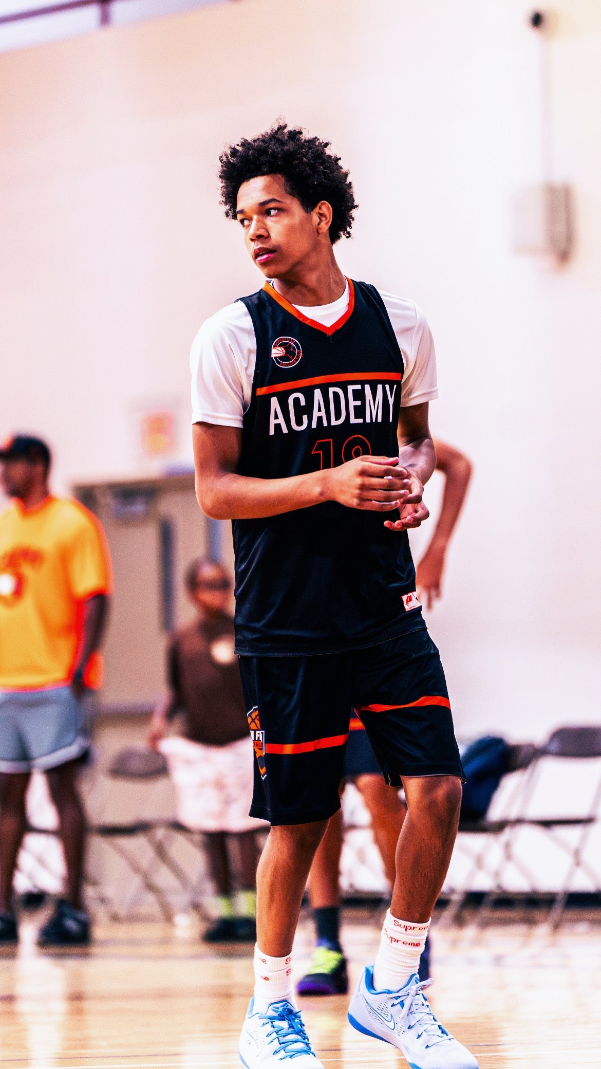 Carmelo Holmes